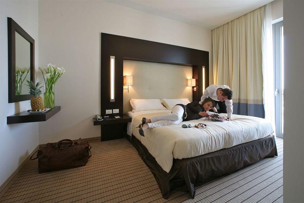 Hotel & Residence Villa Bartolomea ภายนอก รูปภาพ