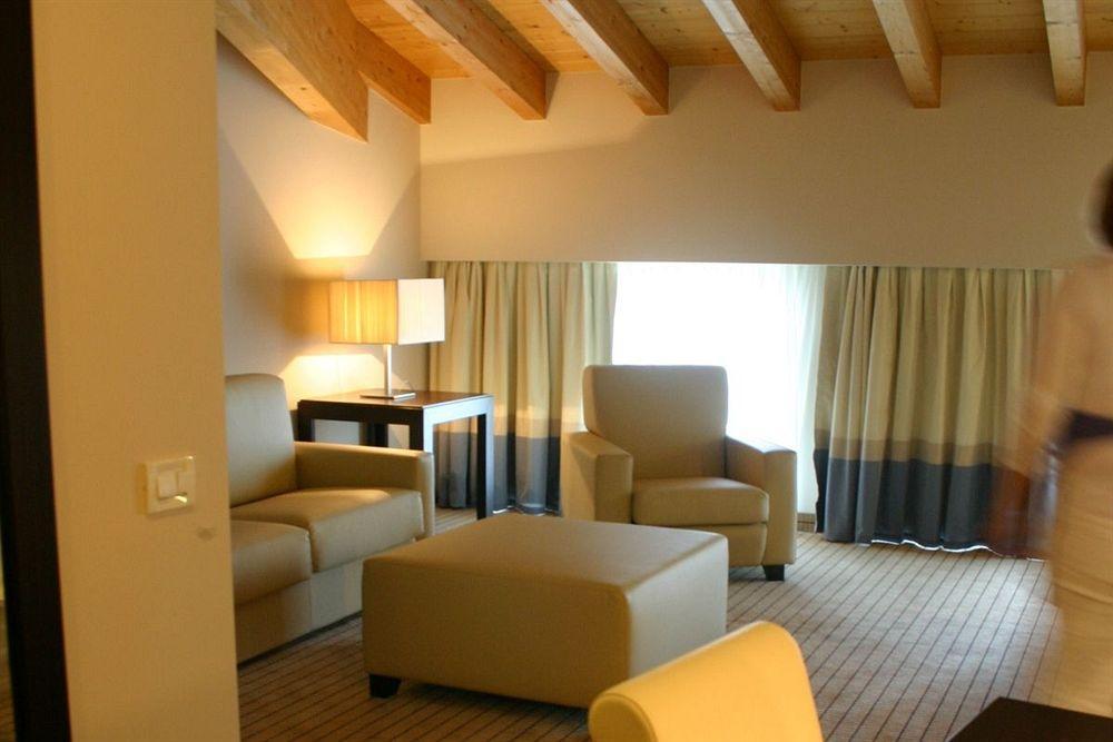 Hotel & Residence Villa Bartolomea ภายนอก รูปภาพ
