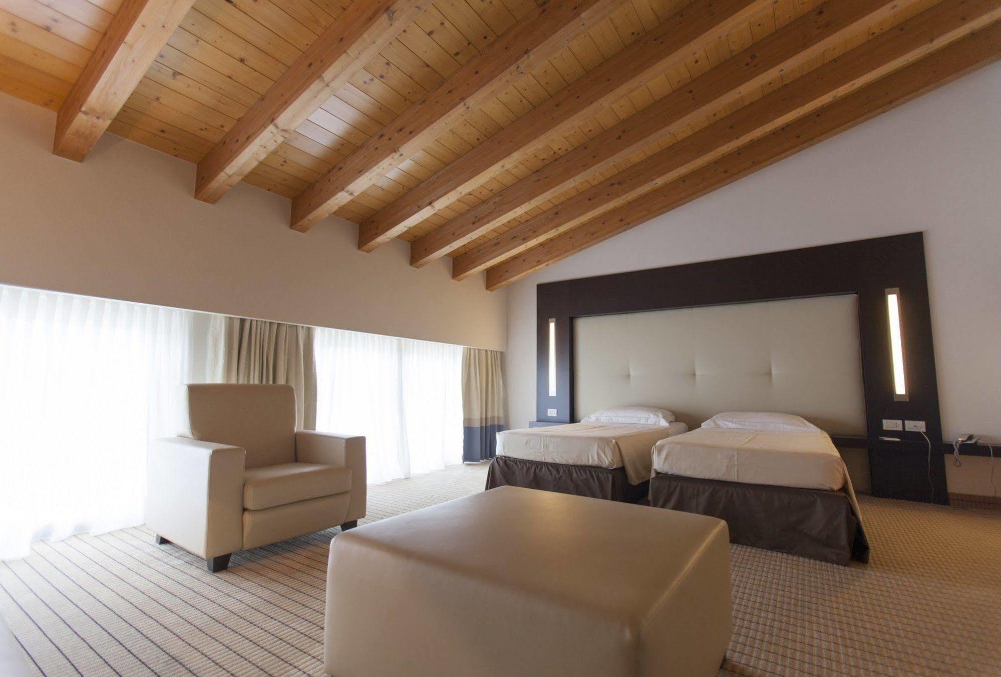 Hotel & Residence Villa Bartolomea ภายนอก รูปภาพ