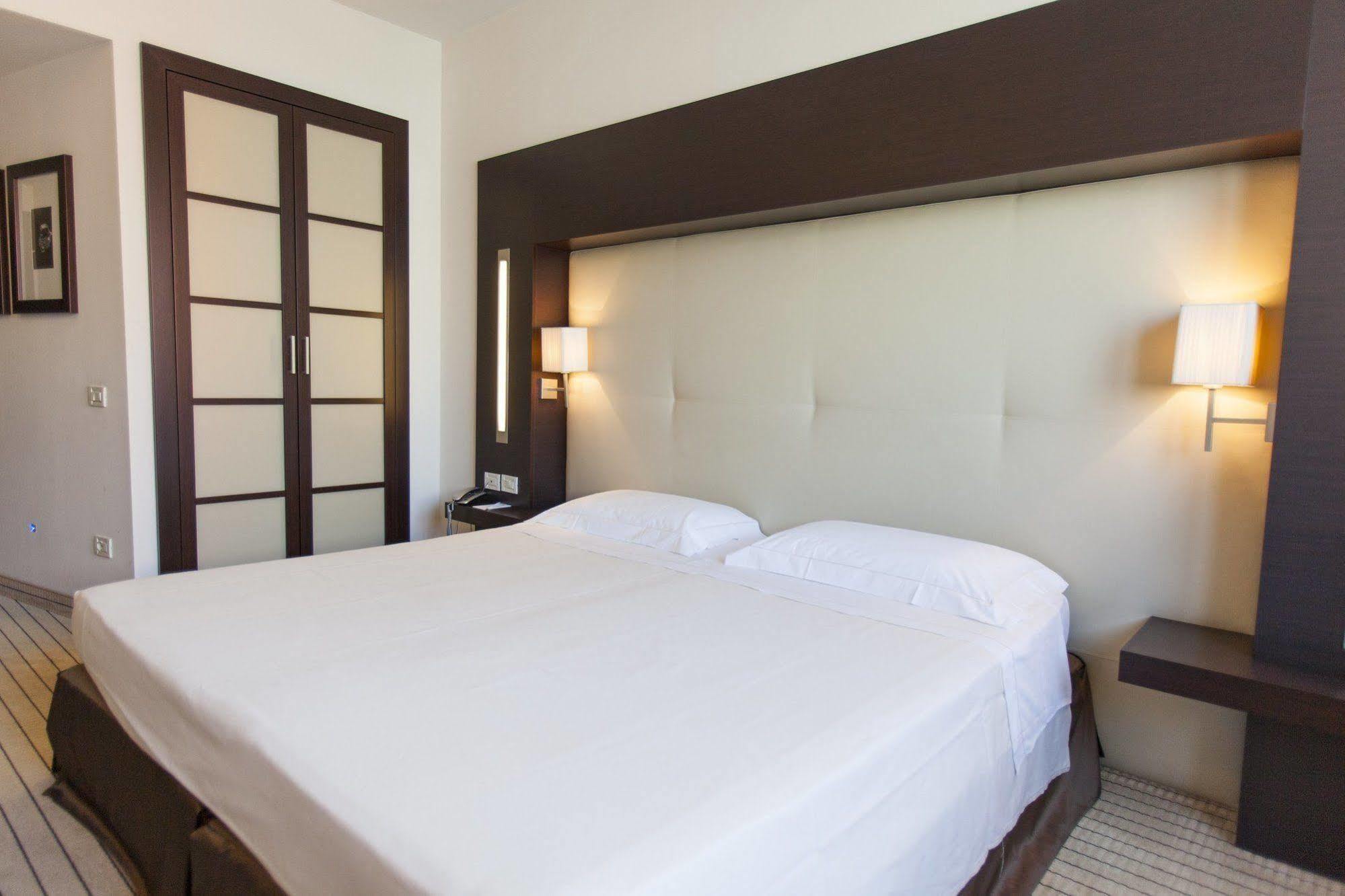 Hotel & Residence Villa Bartolomea ภายนอก รูปภาพ