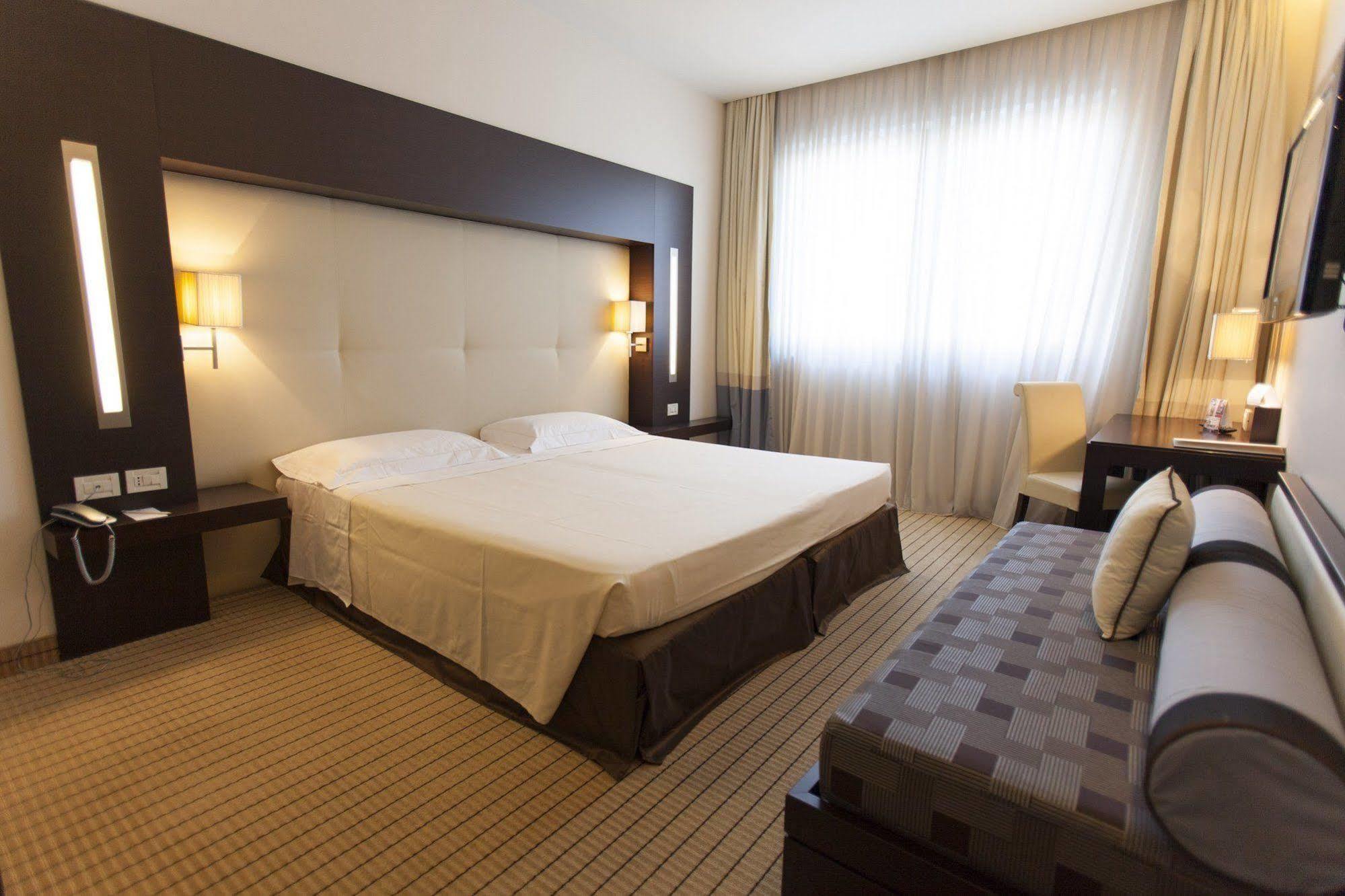 Hotel & Residence Villa Bartolomea ภายนอก รูปภาพ